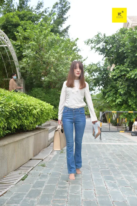 [IESS异思趣向]039 第N种幻想之《婉萍的一天》③ 婉萍 - IESS